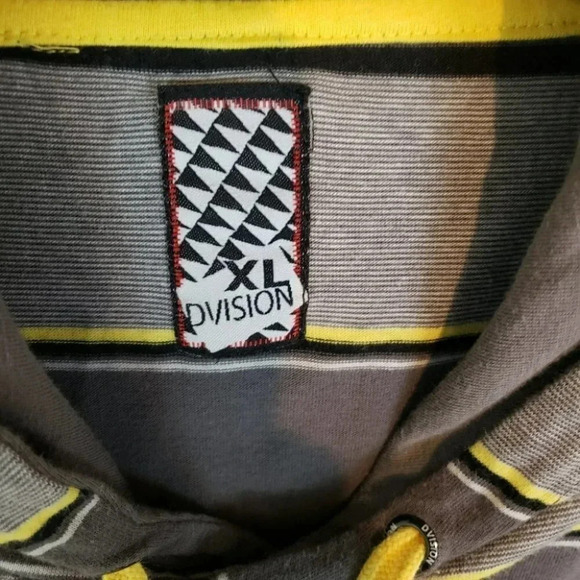 Dvision XL gray/white/blk/yellow skater hoodie‎ - Picture 5 of 5